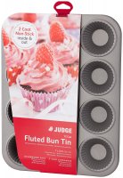 Judge Bakeware Fluted Bun Tin 12 Cup