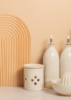 KitchenCraft Idilica Garlic Store with Grater