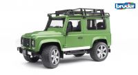 Land Rover Defender Station Wagon - Bruder 02590 Scale 1:16