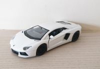 Lamborghini Aventador LP700-4 Diecast Scale Model Car Scale 1:38 White