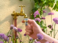 Hozelock Pro Metal 1/2? & 3/4? Outdoor Tap Connector