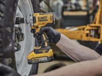 DeWalt XR BL 1/2in HR Anvil Impact Wrench 18V 2x5.0Ah POWERSTACK Li-ion