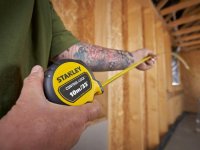 Stanley Tools CONTROL-LOCK? Pocket Tape 10m/33ft (Width 25mm)