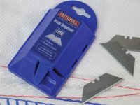Faithfull Heavy-Duty Trimming Knife Blades (Box 100) in safe storage dispenser