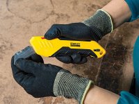 Stanley Tools FatMax Auto-Retract Squeeze Safety Knife
