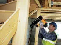 Bostitch F28WW-E Pneumatic Wire Weld Stick Nailer & Case