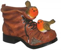 Robin Bird Boot Planter - Lifelike Garden Ornament - Garden Friends