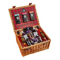 The Luxury Hamper : Two bottles of Shimmering Vodka paired with Sloe Gin and Damson Port, Chocolate bars, Jams and Fruit Cake