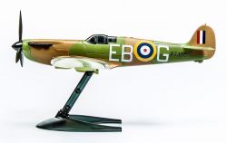 Spitfire Aeroplane - Model Kit - 34 Pieces Airfix Quickbuild - J6000