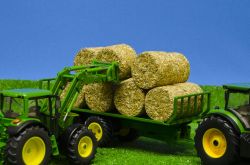 Round Straw Bales Farm - Set of 4 - Scale 1:32 - Kids Globe V050703