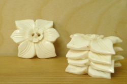 Hand carved - Large Flower - Button