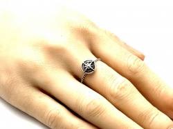 Silver Compass Twisted Band Ring