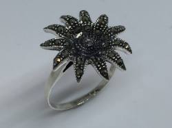 925 Marcasite Flower Ring