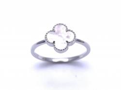 Silver Mother of Pearl Clover Ring