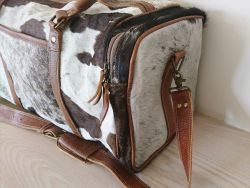 Amore Cowhide Cow Leather Weekend Holdall Bag