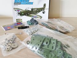 Hawker Hurricane Aeroplane Stainless Steel Model Construction Kit Set - 285 Pieces