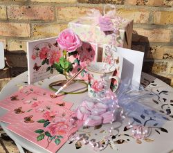 Mum Rose Gift Set - Mug Flower Notelets Marshmallows Pen