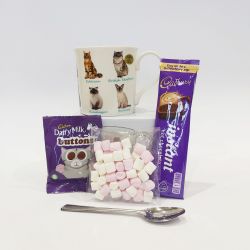 Cadbury's Hot Chocolate & Cat Motive Mug Gift Set