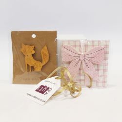 Gift Set - Wooden Wildlife Fox Brooch & Pink Bow Air Freshener