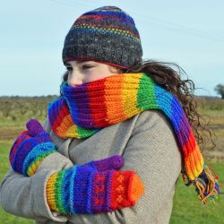 Fleece lined  mittens - patterned -  Rainbow