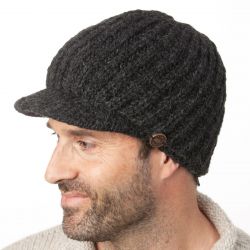 Ribbed peak hat - pure wool - hand knitted - fleece lining - charcoal