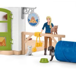 Pet Hotel & Accessories - Schleich - 42607 - 35 Pieces