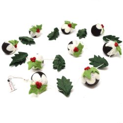 Handmade Christmas - Wool Felt Hanging Decoration - Christmas Pudding Garland