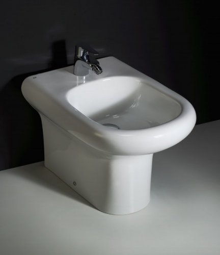 RAK Compact Special Needs Back To Wall Bidet No Overflow