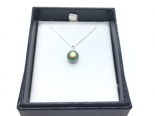 Byzantium Iridescent Green Pendant & Chain 18 Inch