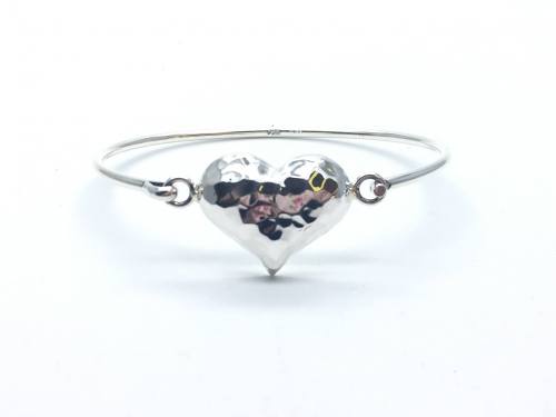 Silver Hammered Heart Hook Bangle