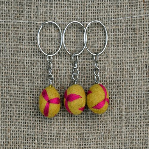 Leaf Keyring - Yellow/Pink