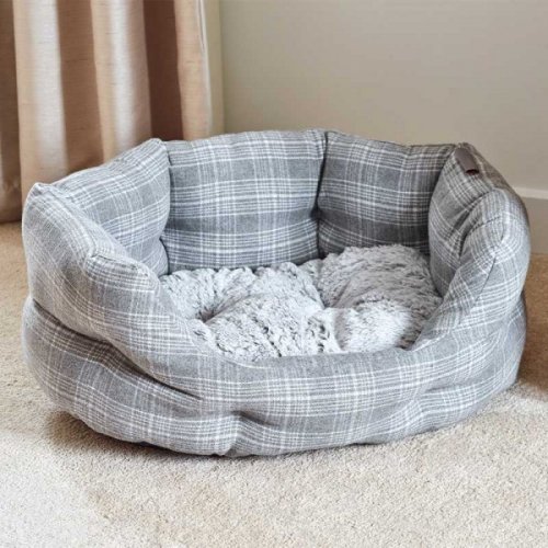 Zoon Grey Plaid Oval Bed - Medium