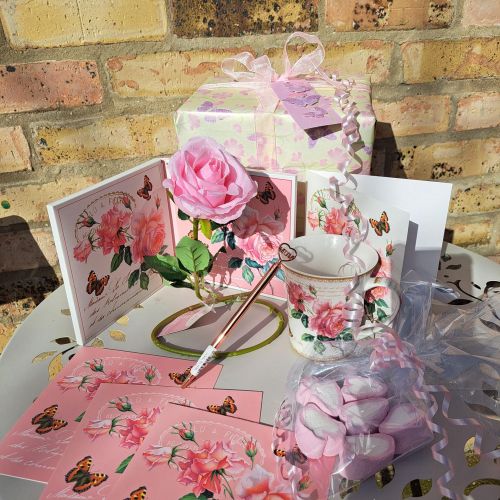 Mum Rose Gift Set - Mug Flower Notelets Marshmallows Pen